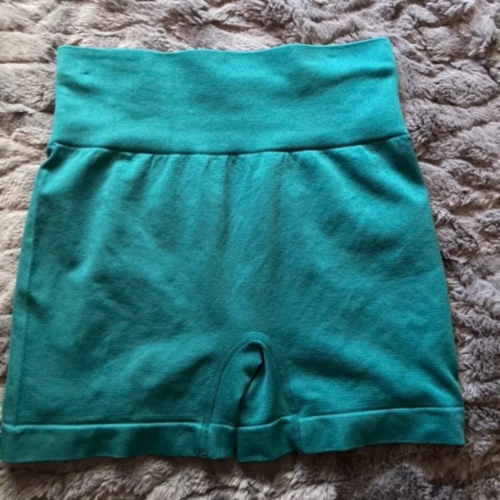 Emerald green spandex